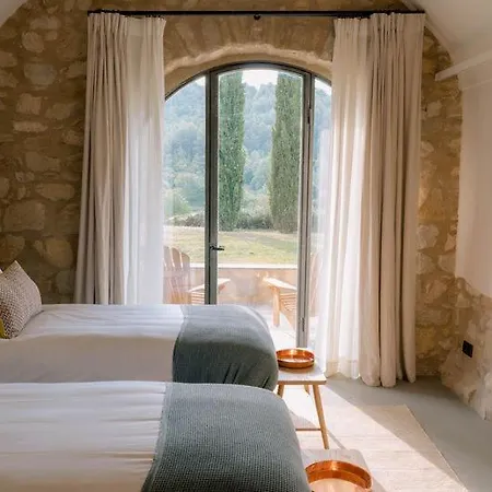 Villa Artu Lodge, Terrades